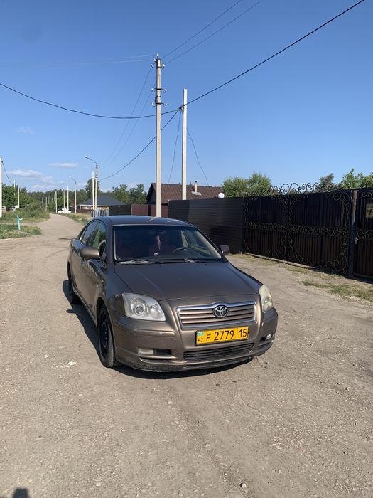 Продам авенсис 2.4