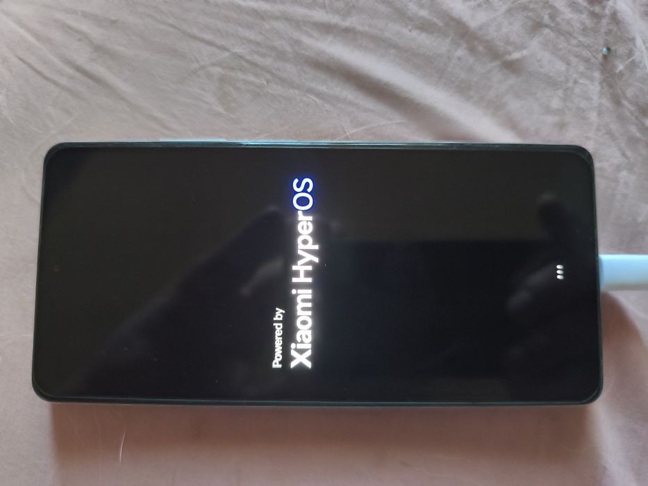 Xiaomi Redmi Note 12 Pro + White, 2 huse, 2 folii noi