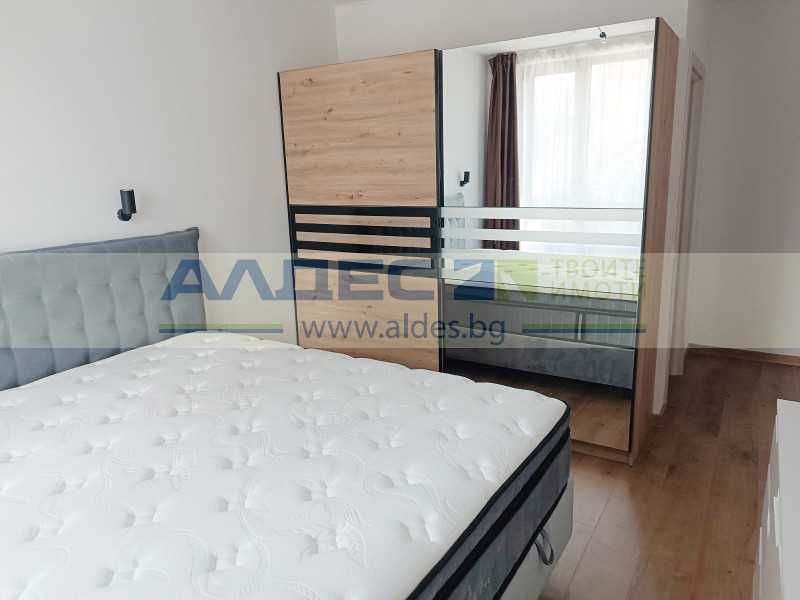 Дава се под наем Четиристаен апартамент в София, Изток - 140 кв.м за 1530 € - Снимка #6