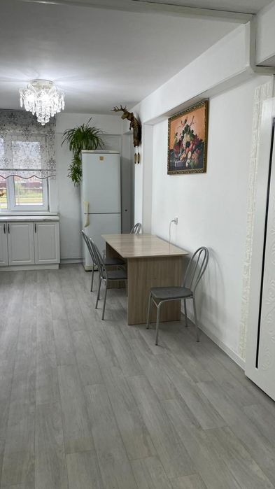 Сдам 2 комнатную квартиру