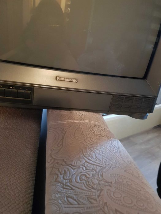 Продам телевизор