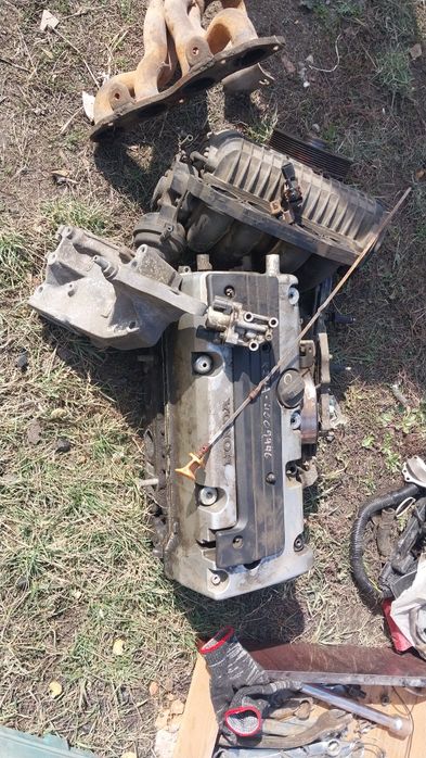 Запчасти Honda CR-V