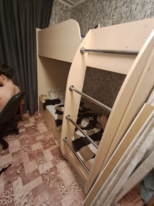 Продам кровать..