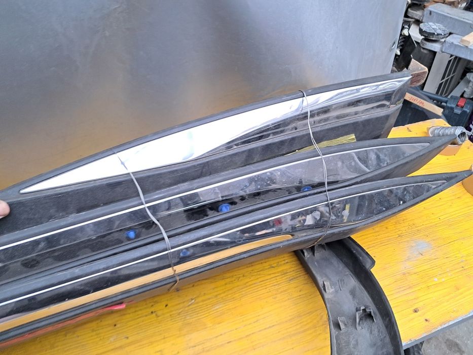 Лайсна калник врата пежо 3008 Peugeot 3008