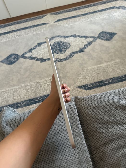 iPad A16 на гарантии 1 год