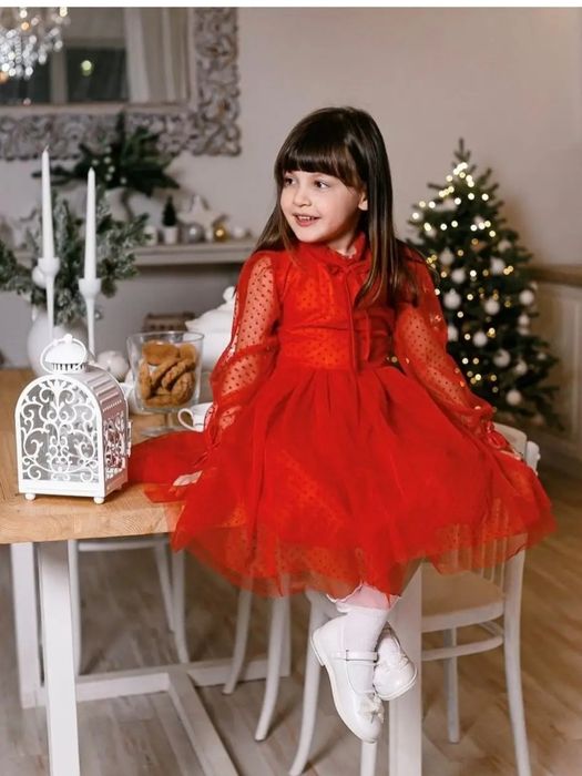 Праздничное нарядное платье