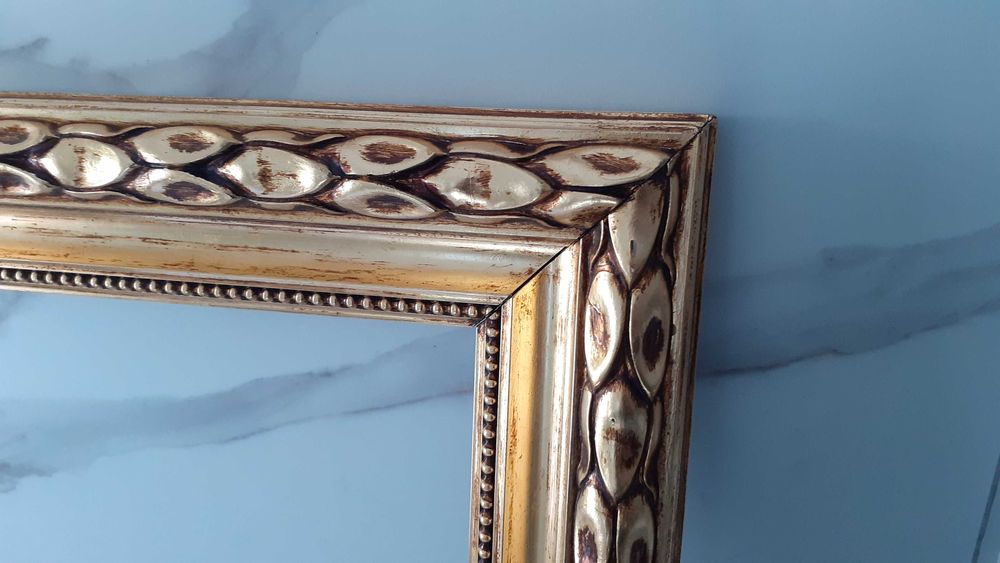 Rama lemn masiv cu stucatura, dimensiune exterioara 78x68 cm