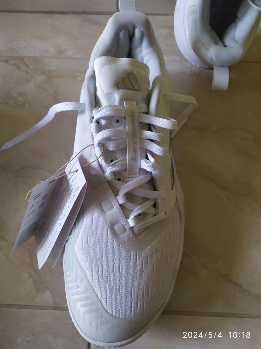 Маратонки Адидас