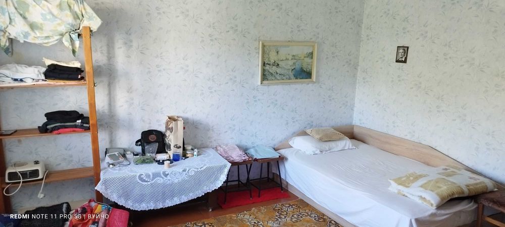 Продава се къща в с.Садовец-Плевенско .86 квадрата къща.На два етажа. Двор-560 кв.м.