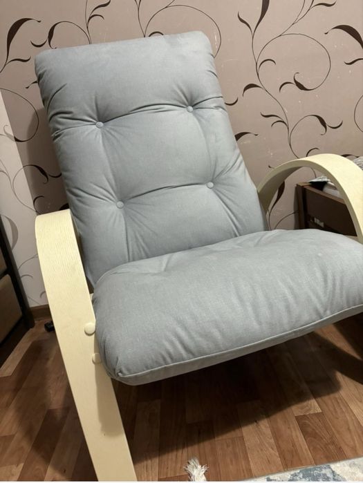 Кресло журнальный столик