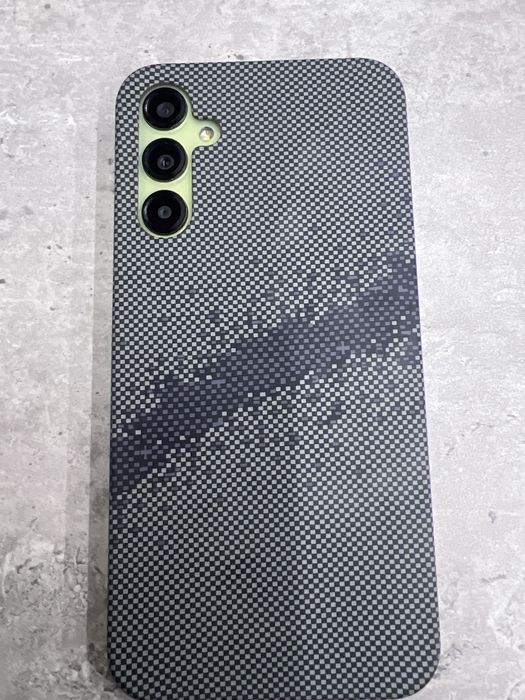 Samsung A24 6 128 holat zor