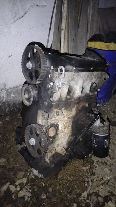 Двигатель на ауди 80 б3