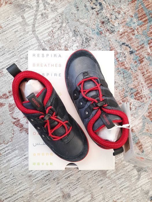 Geox детски есенни обувки от набук