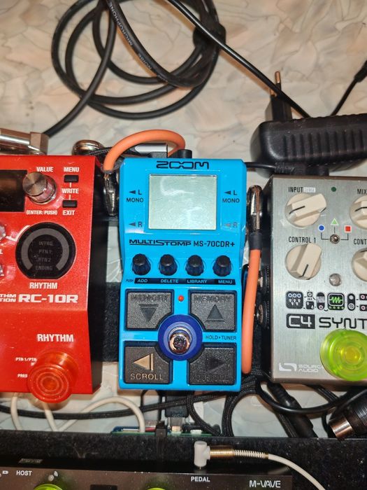 Zoom ms-70cdr + мультиэффект