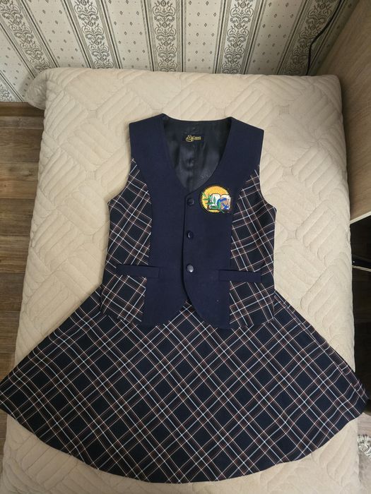 Школьная форма на девочку, СОСТОЯНИЕ НОВОЙ!