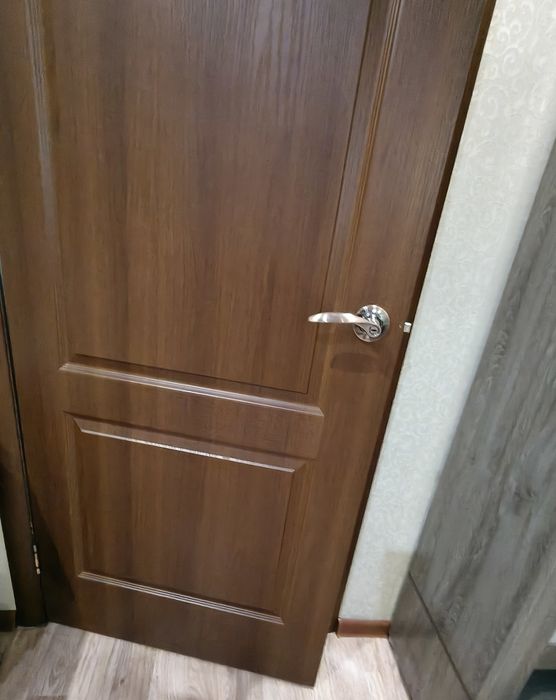 Продам двери межкомнатные