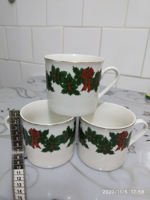 Тарелочки суповые,бокалы