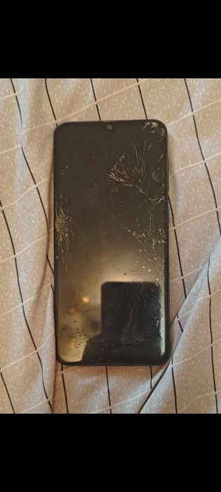 Продаются телефоны