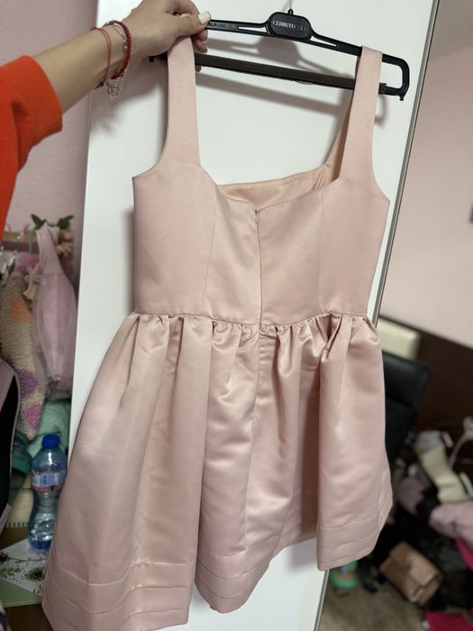 Официална рокля в розово