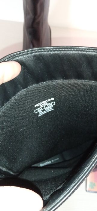 Cizme superbe ,medii ,Bershka ,noi cu eticheta ,masura 39