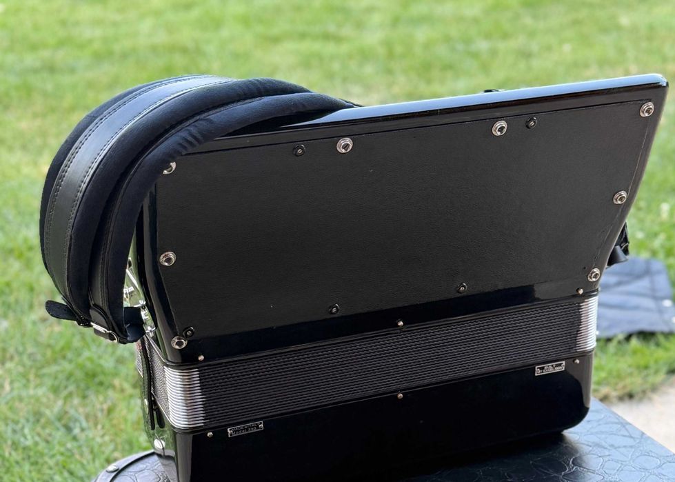 Acordeon italian Excelsior(Orlandoni) 120 basi  negru