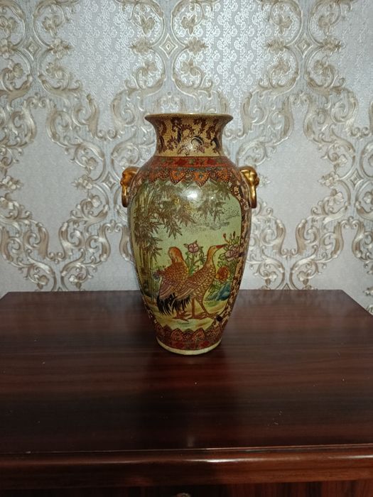 Китайская ваза..