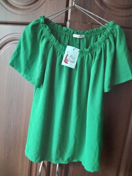 Не дорого двойку , кофту с брюкой