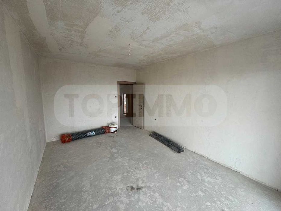 Продава се Къща в с. Рогачево, Област Добрич - 400 кв.м за 775 €/кв.м - Снимка #9