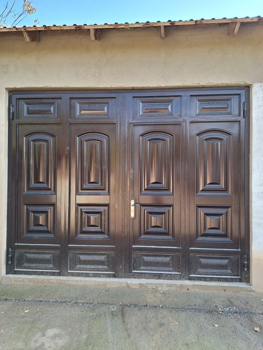 Уй сотилади аэропортда