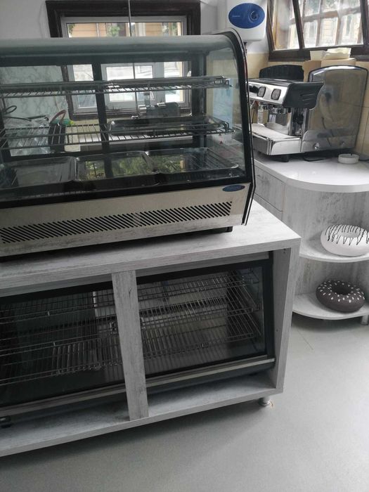 Echipamente complete cafenea/patiserie – aproape noi (4 luni) – 7000€
