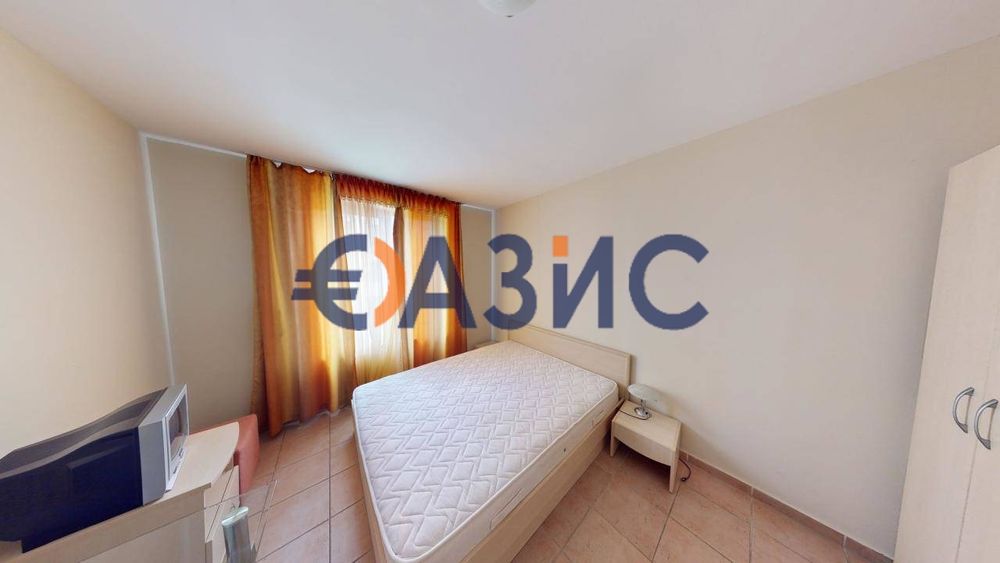 Продава се Тристаен апартамент в к.к. Слънчев бряг - 74 кв.м за 973 €/кв.м - Снимка #10