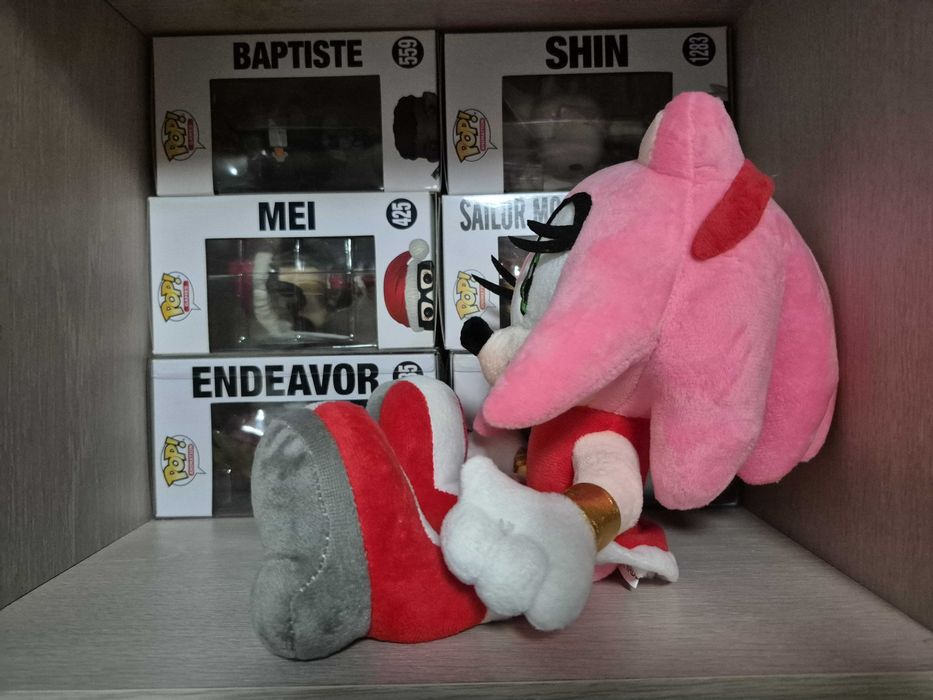 Jucarie Plus Joc Sonic the Hedgehog - Amy Rose