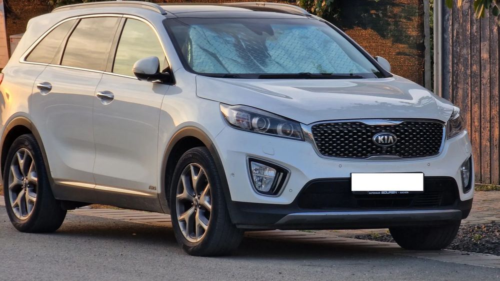 Kia Sorento Kia Sorento 2.2 CRDi AWD Aut. Platinum Edition 7 locuri