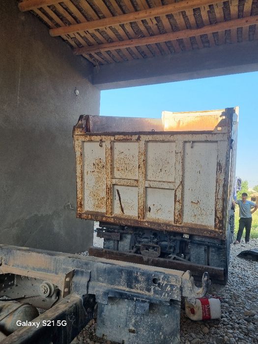 Kamaz borti sotiladi