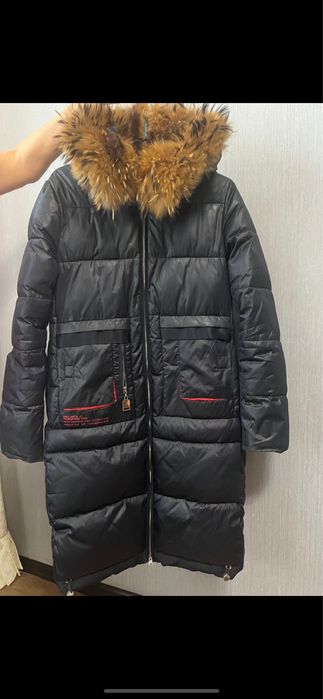 Продам женскую куртку