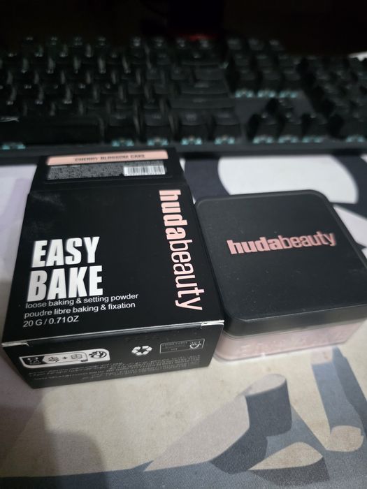 Pudra Hudabeauty