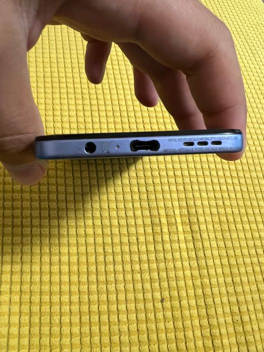 Motorola G34 - КАТО НОВ, 96% живот Батерия, 8GB RAM, 128GB