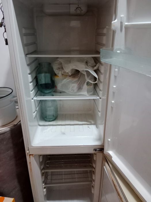 Продам холодильник Samsung