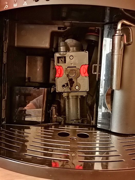 Кафемашина кафеавтомат Delonghi magnifica Esam 3200s