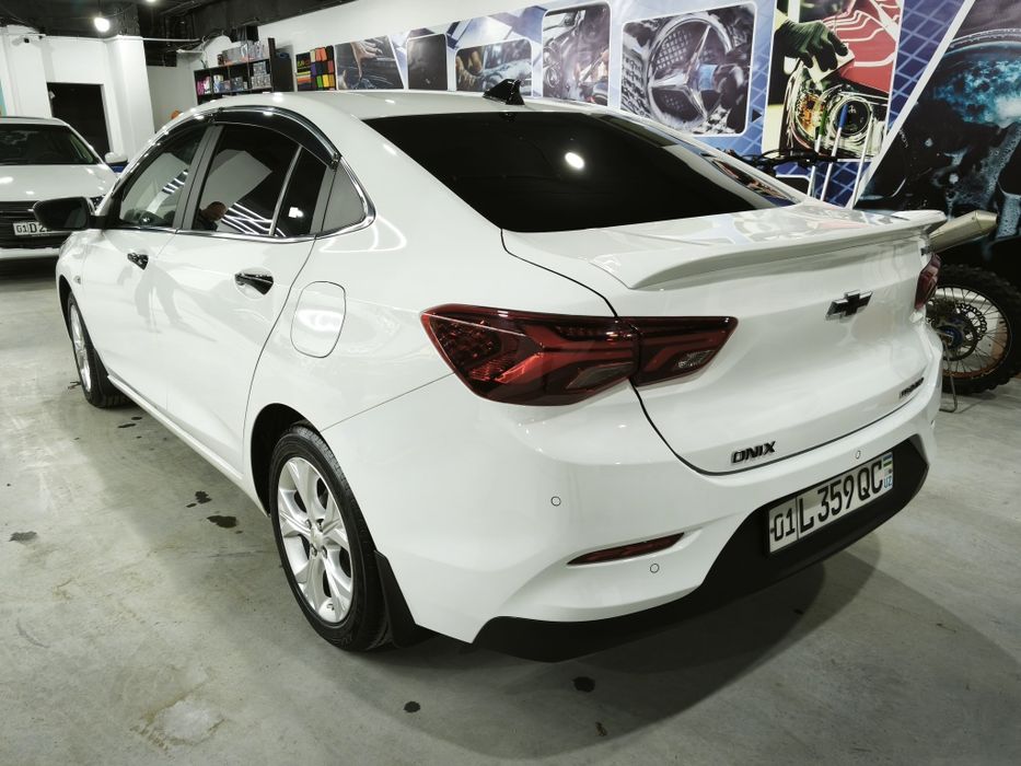 Продам Шевроле Оникс 2024 premier 2 plus установлено Газовое оборудова