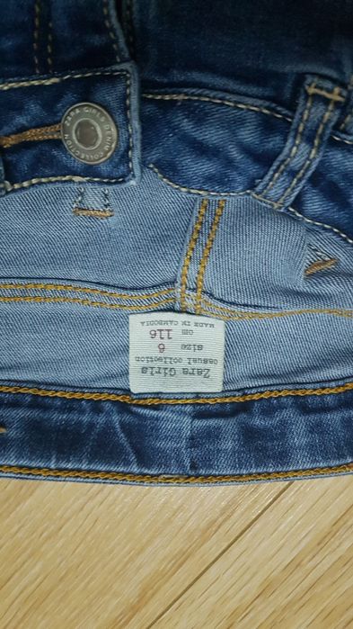 Pantaloni scurti Zara pentru 6 ani(116 cm)