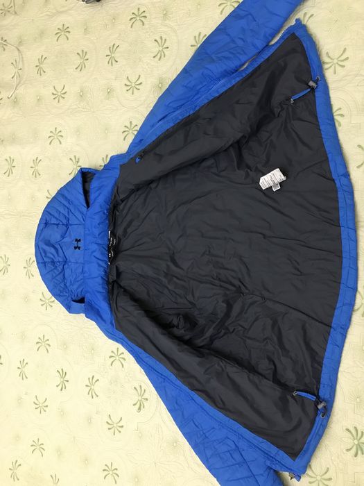 Куртка Under Armour оригинал р.42