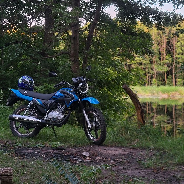 Продам мотоцикл 250 куб