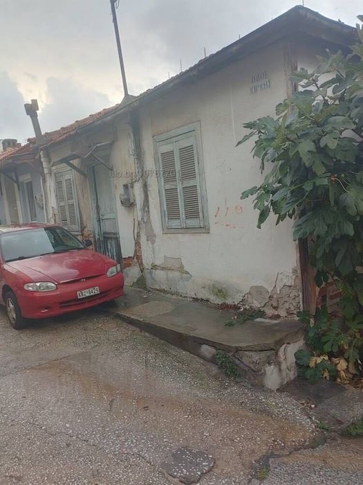 Продавам къща в Кавала