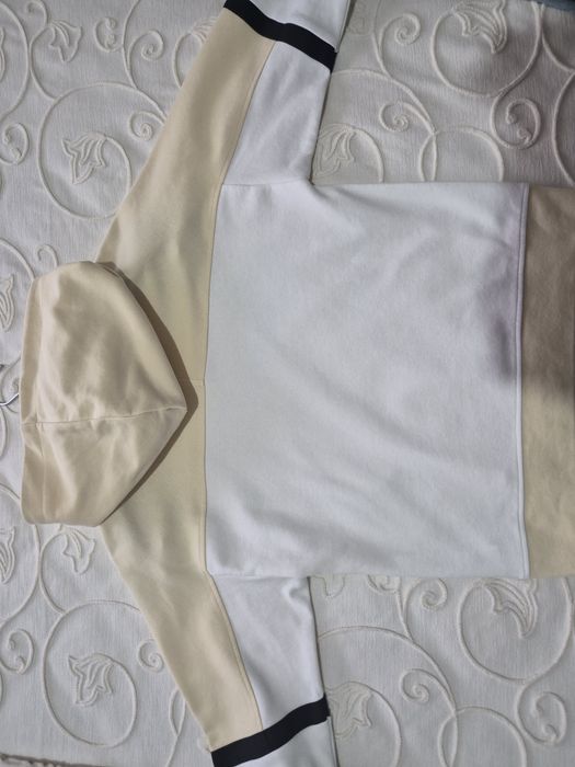 Суичъри 9-10год.,тениски 9-10год. Zara