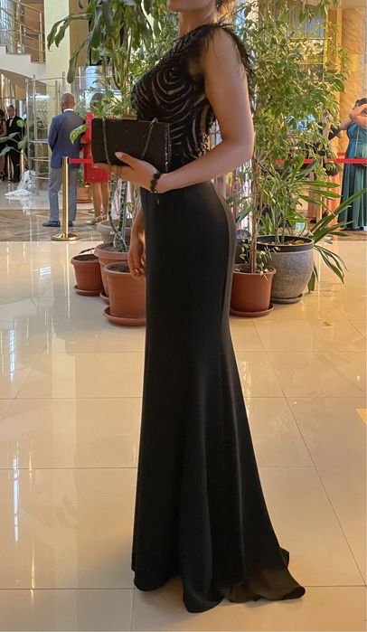 Бална рокля и подарък токчета