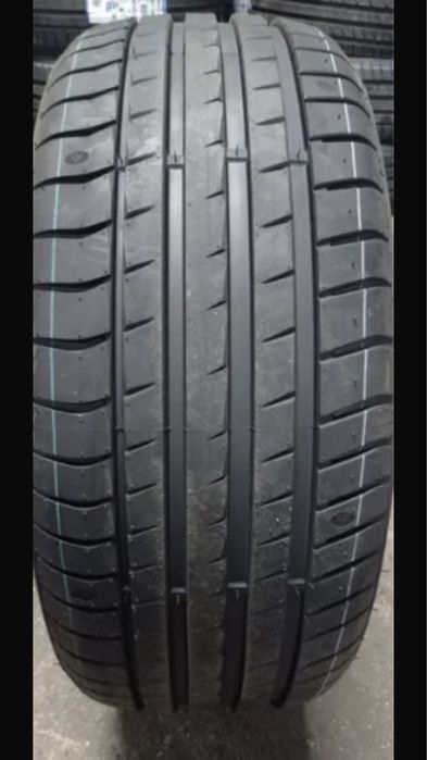 Летние шины 235/45/R18