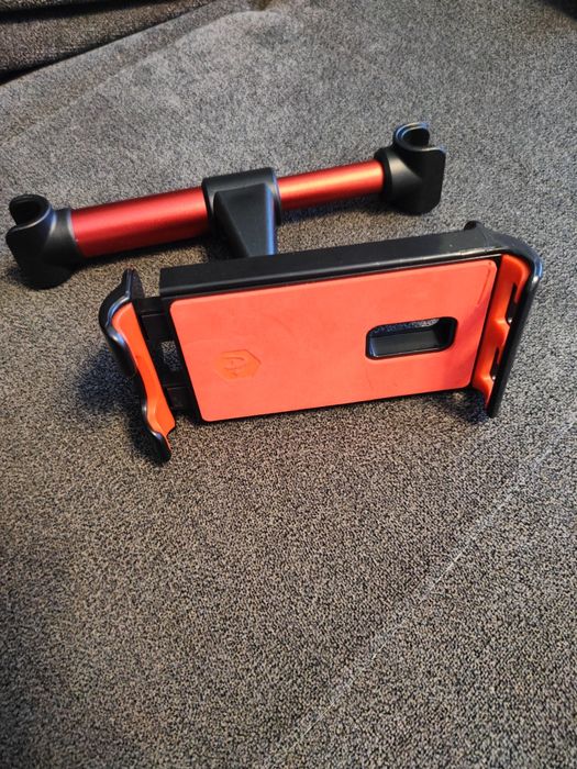 Suport telefon/tableta pentru tetiera