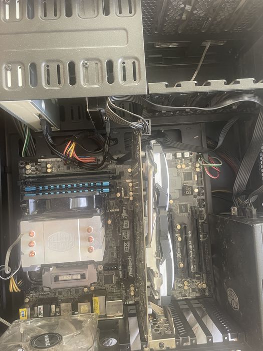 Pc gaming pe piese