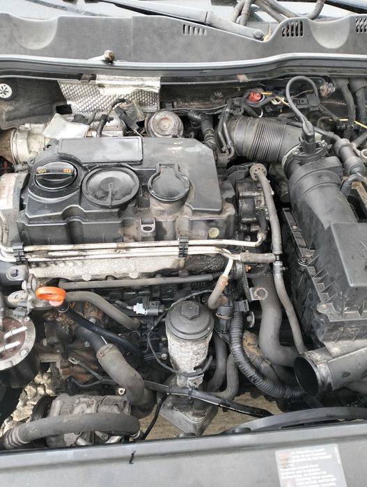 Bara fata capota aripa vw passat B6 2.0 tdi  bmm cutie dsg